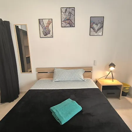 Habitaciones En Apartamento Compartido W Host Alicante Exterior foto